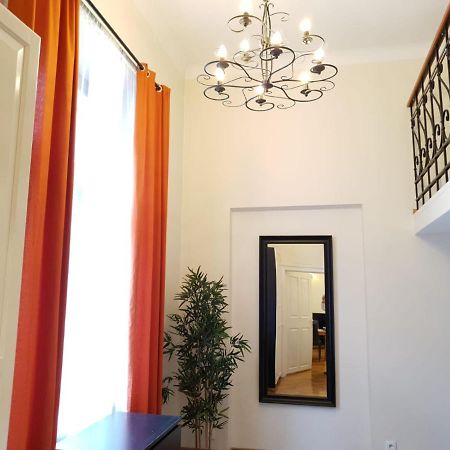 Golden Apartments With Lift - Old Town Kraków Zewnętrze zdjęcie